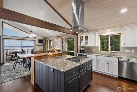 20 Jackson Lane Port Ludlow WA 98365