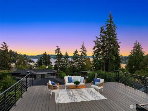 9705 1st Bellevue WA 98004