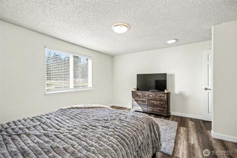 12211 109th Avenue Ct E Puyallup WA 98374