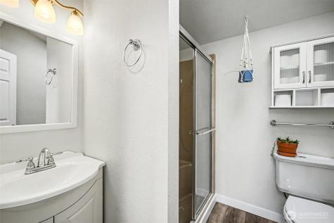 12211 109th Avenue Ct E Puyallup WA 98374