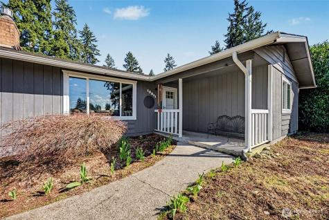 12211 109th Avenue Ct E Puyallup WA 98374