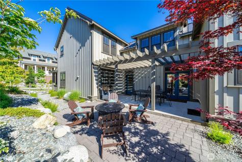 576 Porcupine Lane Chelan WA 98816