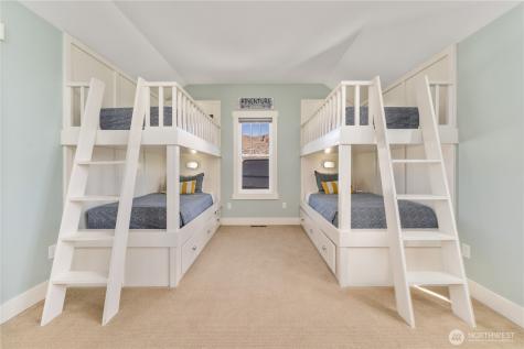 576 Porcupine Lane Chelan WA 98816