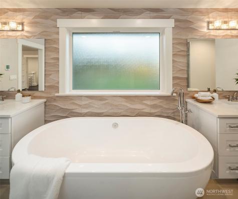 12817 219th Place SE Snohomish WA 98296