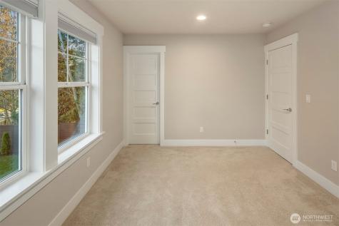 12817 219th Place SE Snohomish WA 98296
