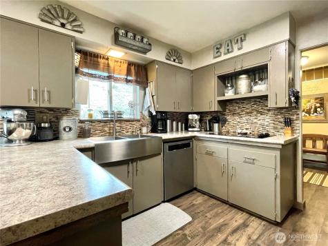 1180 4th Avenue N Okanogan WA 98840