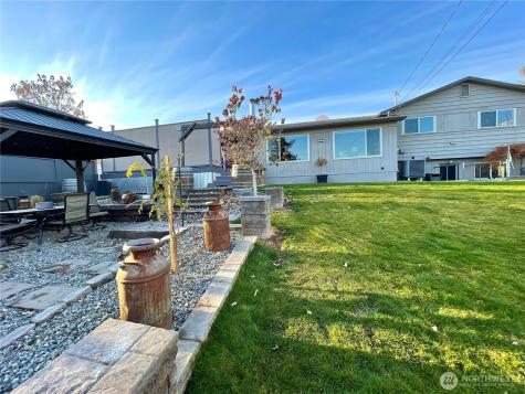 1180 4th Avenue N Okanogan WA 98840