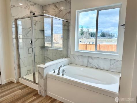 18510 137th Avenue Ct E Puyallup WA 98374