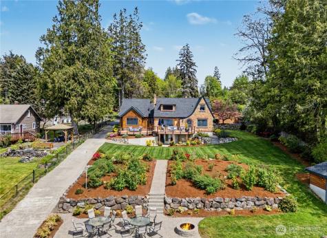 1427 Northlake Way NW Bremerton WA 98312