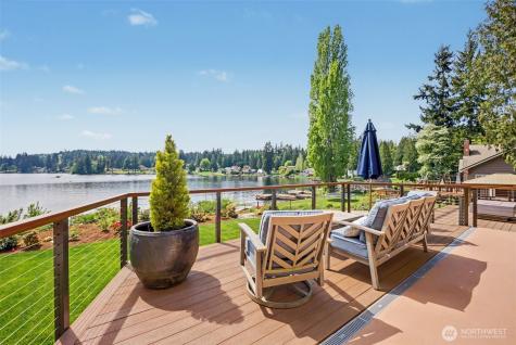 1427 Northlake Way NW Bremerton WA 98312