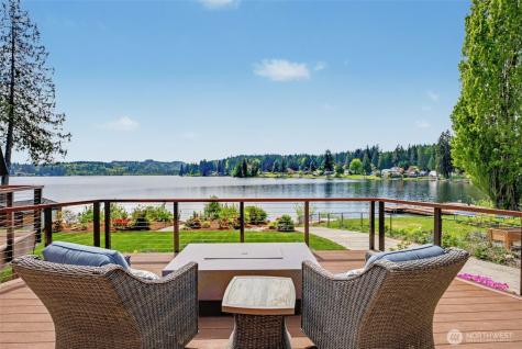1427 Northlake Way NW Bremerton WA 98312