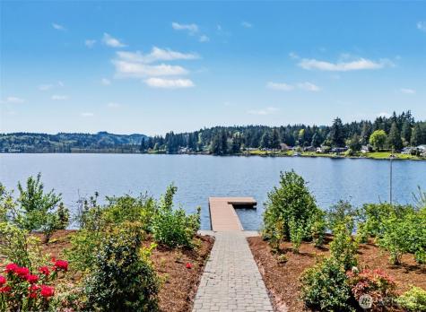 1427 Northlake Way NW Bremerton WA 98312