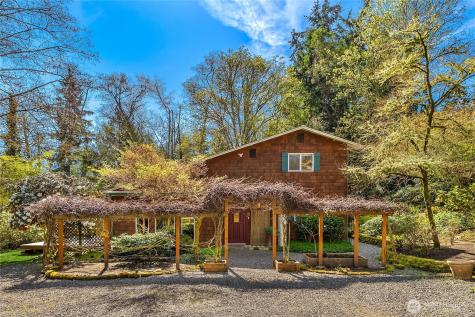 15335 Sunrise Drive NE Bainbridge Island WA 98110