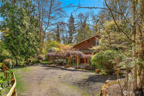 15335 Sunrise Drive NE Bainbridge Island WA 98110