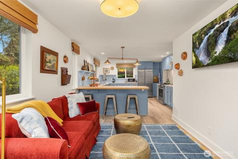 15335 Sunrise Drive NE Bainbridge Island WA 98110
