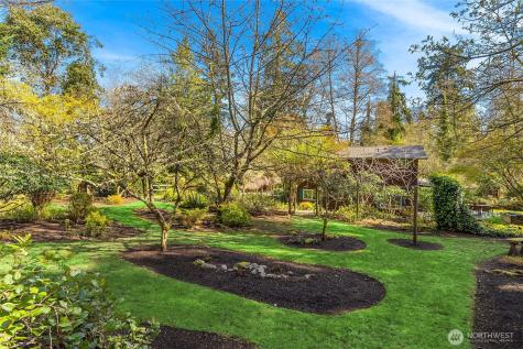 15335 Sunrise Drive NE Bainbridge Island WA 98110