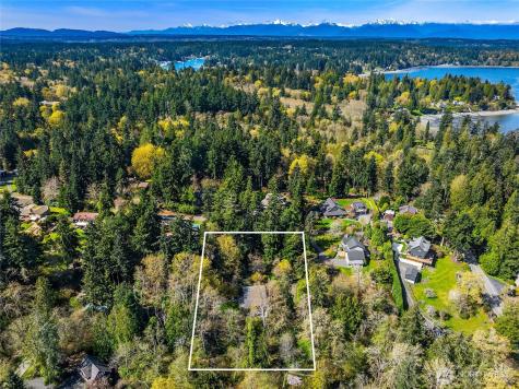 15335 Sunrise Drive NE Bainbridge Island WA 98110