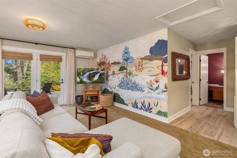 15335 Sunrise Drive NE Bainbridge Island WA 98110