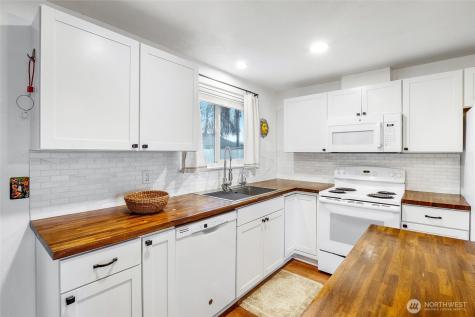 326 W 8th Street Warden WA 98857