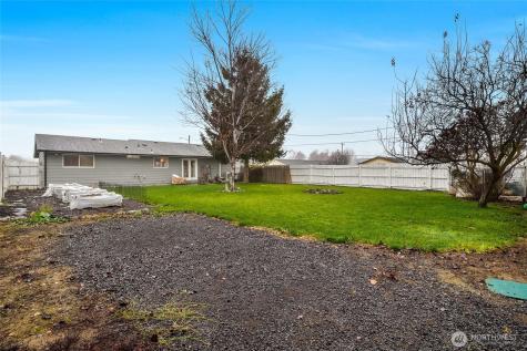 326 W 8th Street Warden WA 98857