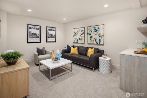 815 18th Avenue W Kirkland WA 98033