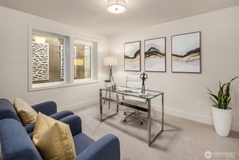 815 18th Avenue W Kirkland WA 98033