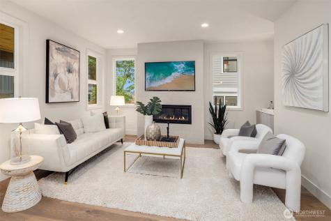 815 18th Avenue W Kirkland WA 98033