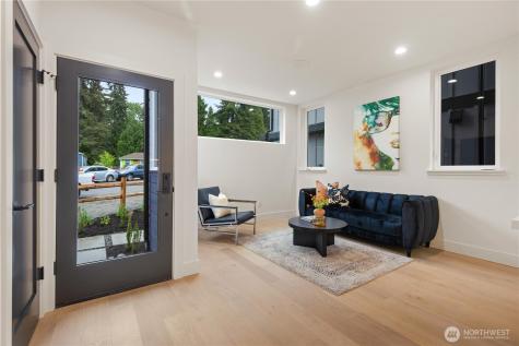 12032 Hiram Place NE Seattle WA 98125
