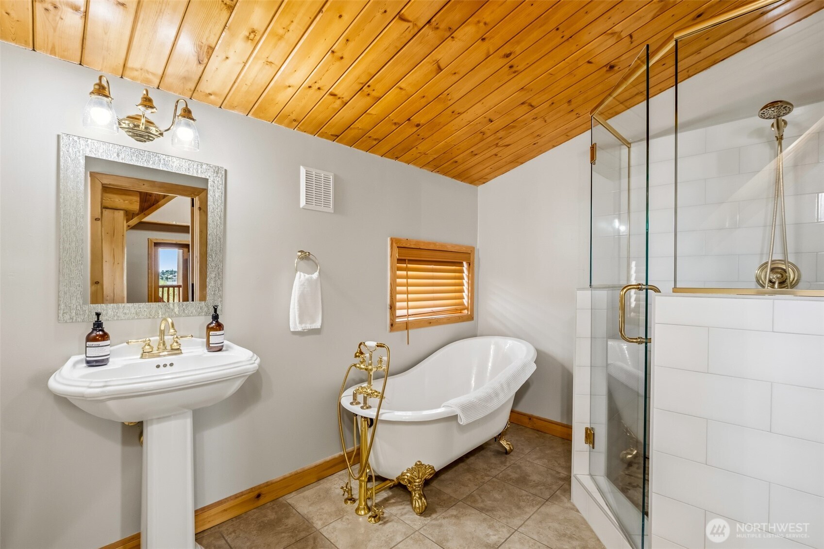 2731 Wild Goose Road NE Moses Lake WA 98837