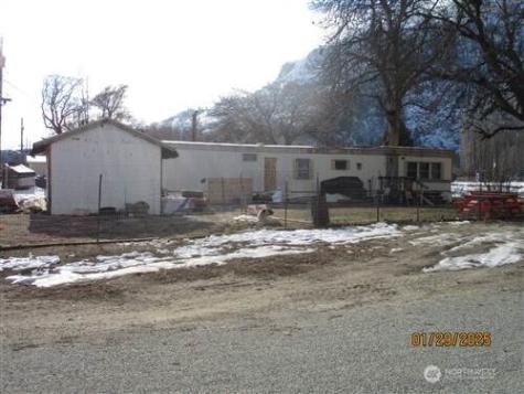 204 Davis Avenue Brewster WA 98812