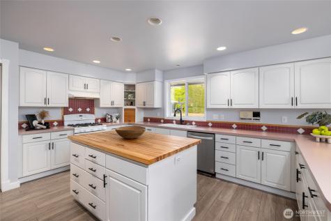 11169 Walker Road Mount Vernon WA 98273