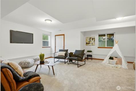 8017 64th Street SE Snohomish WA 98290