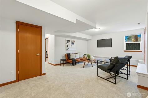 8017 64th Street SE Snohomish WA 98290