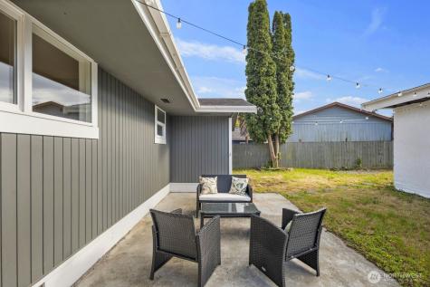 6106 Commercial Avenue Everett WA 98203