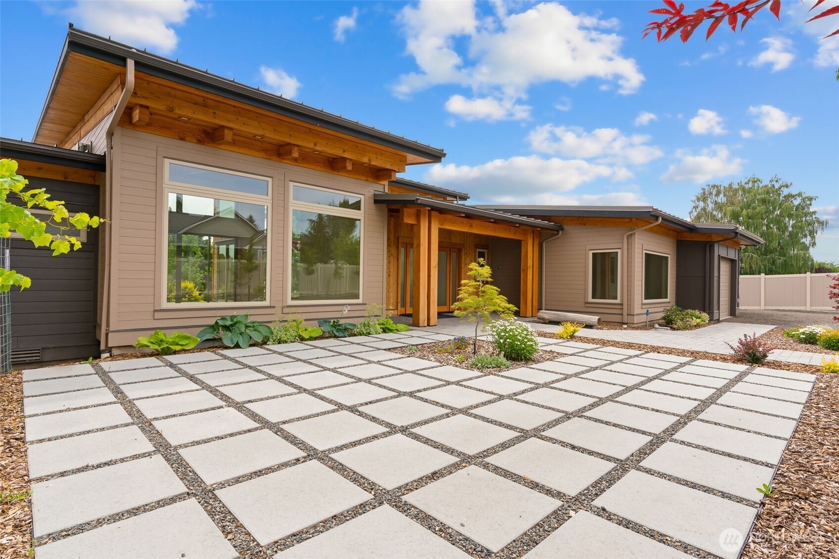 8 N 96th Avenue Yakima WA 98908