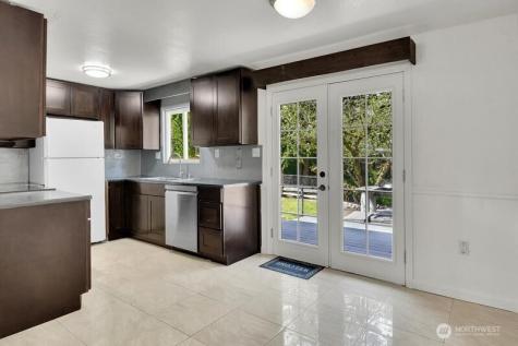3214 95th Drive SE Lake Stevens WA 98258