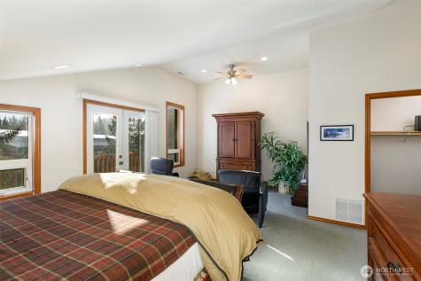 15 Guye Peak Lane Snoqualmie Pass WA 98068