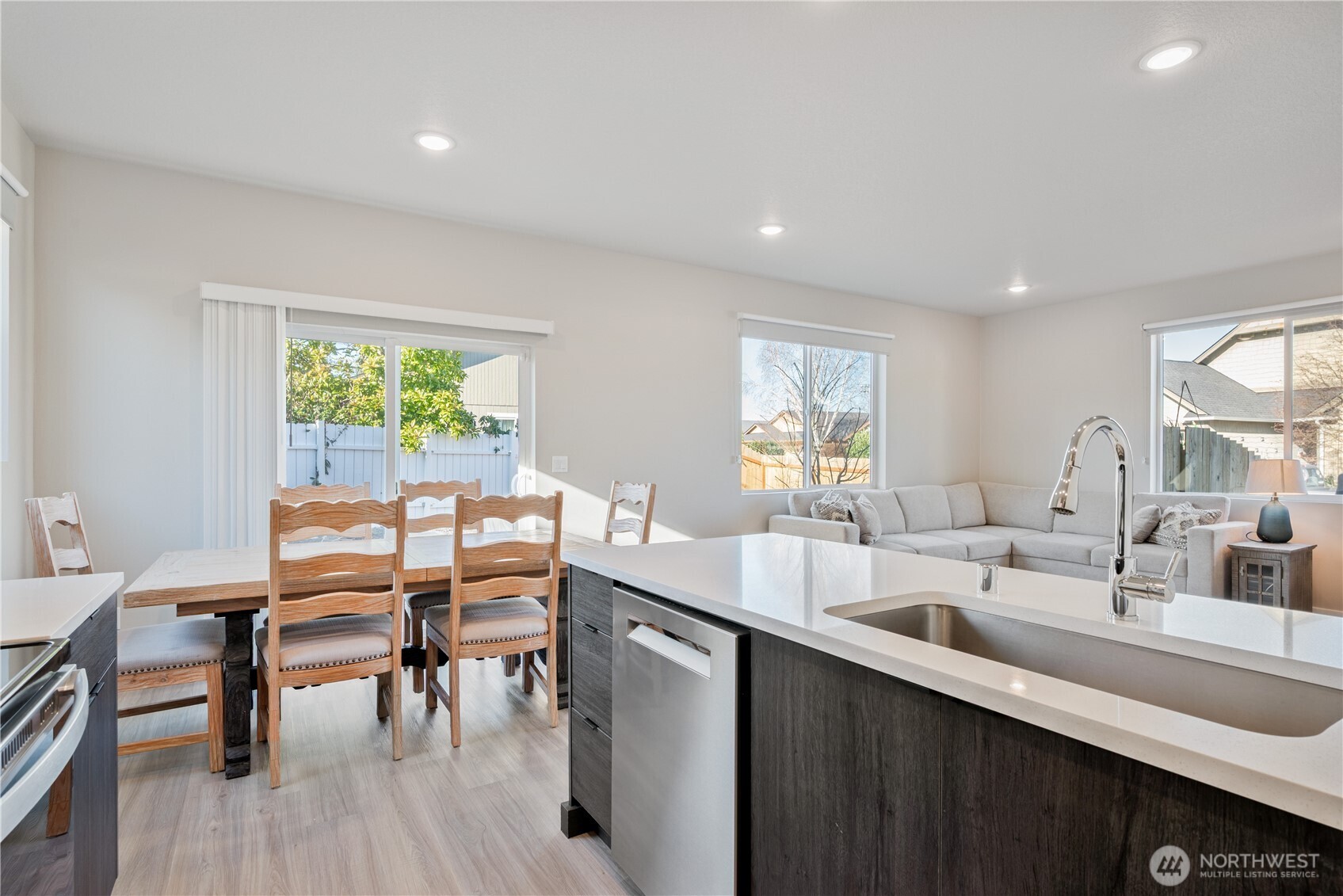 109 Hill Drive Cathlamet WA 98612