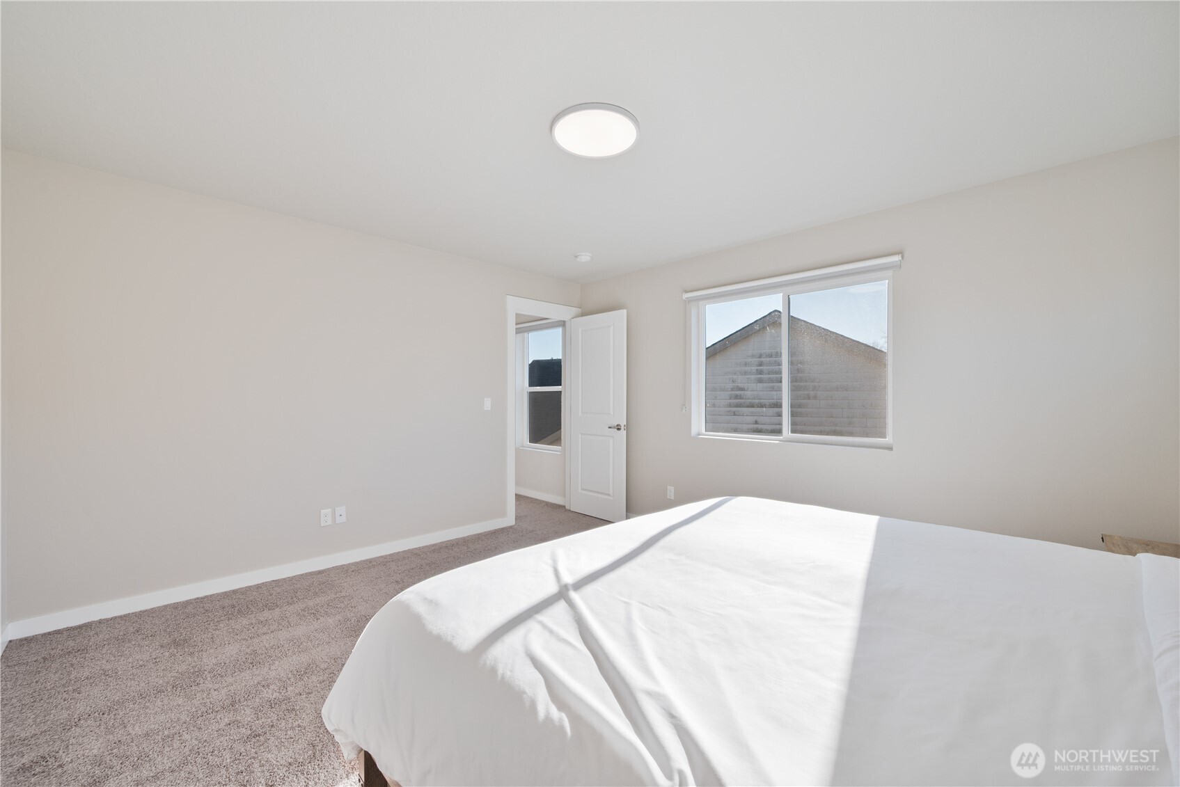 109 Hill Drive Cathlamet WA 98612