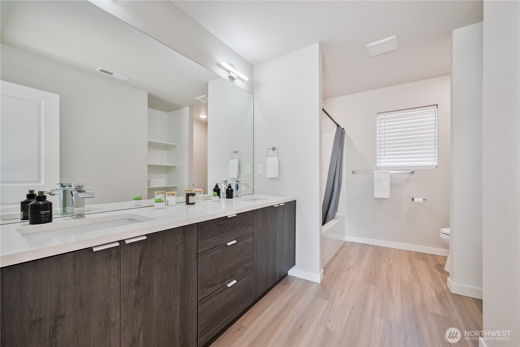109 Hill Drive Cathlamet WA 98612