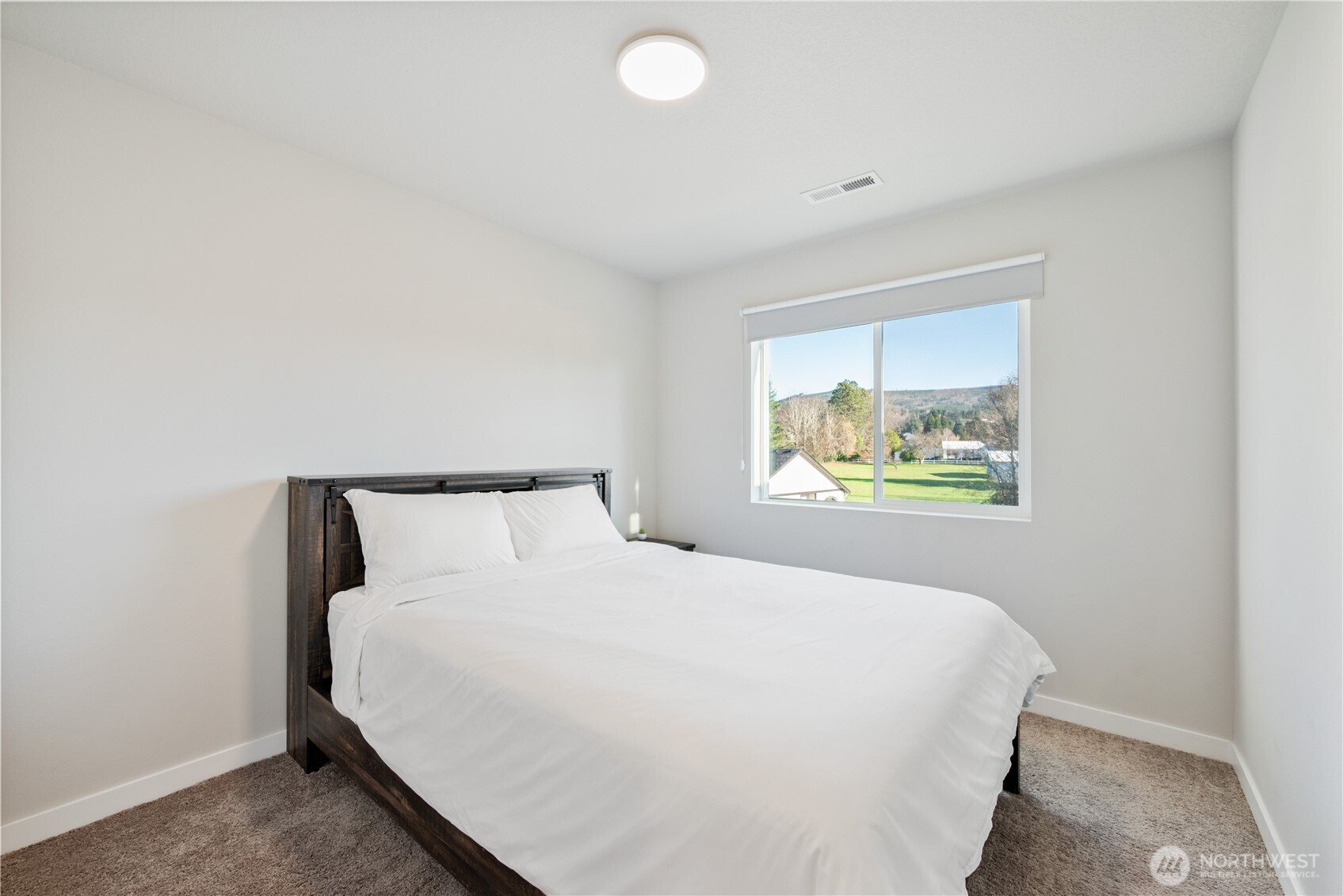 109 Hill Drive Cathlamet WA 98612