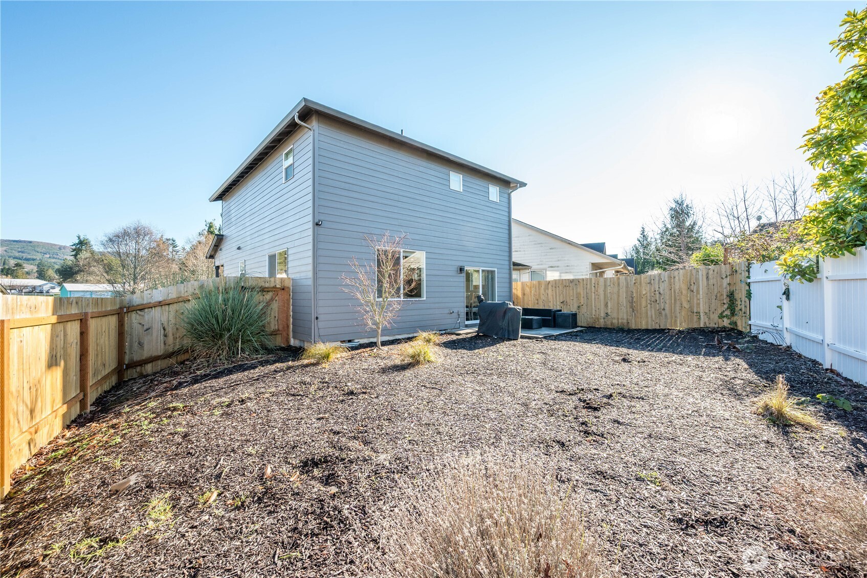109 Hill Drive Cathlamet WA 98612