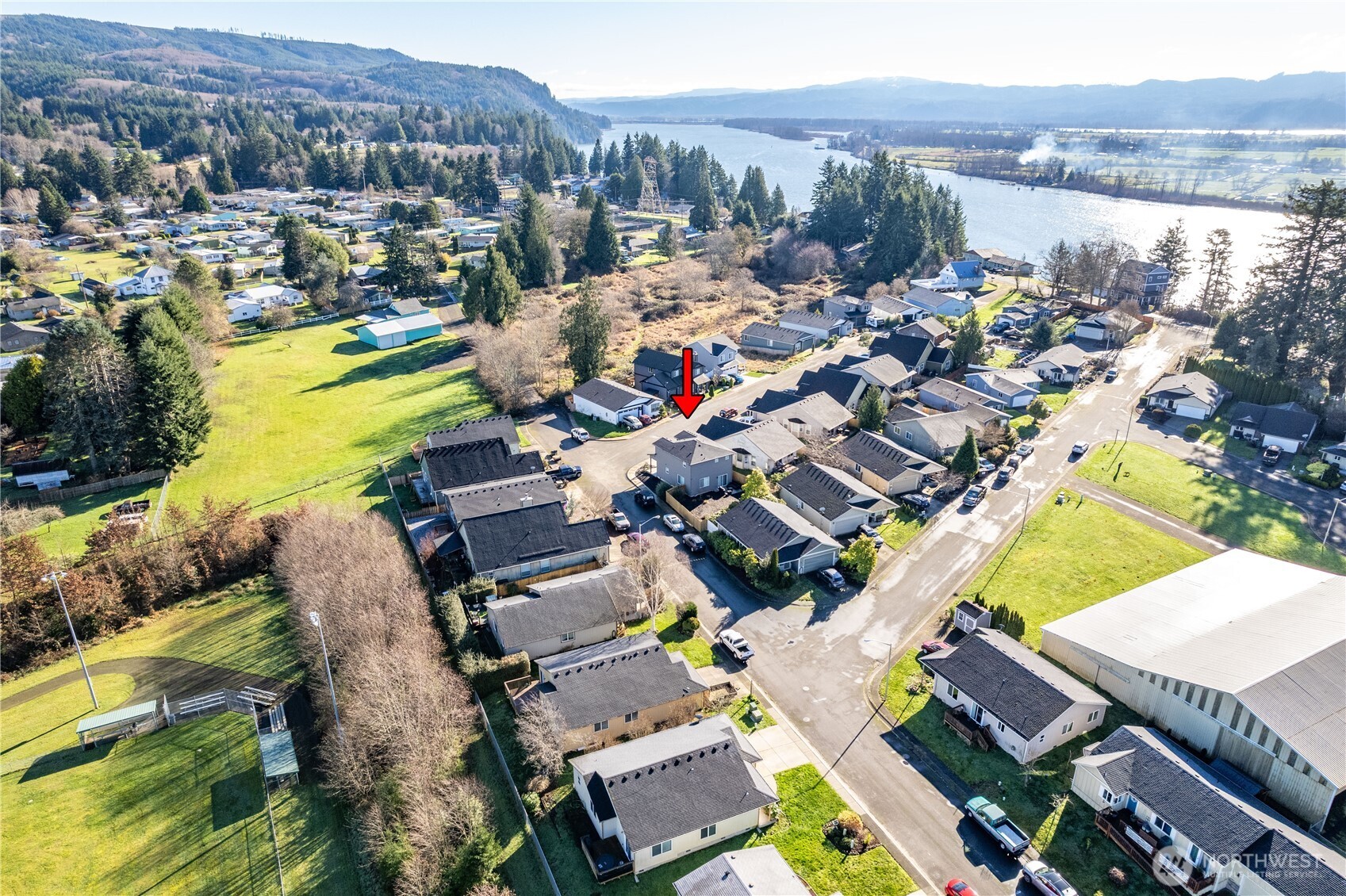 109 Hill Drive Cathlamet WA 98612