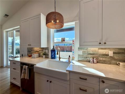 1229 Channel Avenue SW Ocean Shores WA 98569