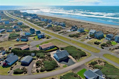 1229 Channel Avenue SW Ocean Shores WA 98569