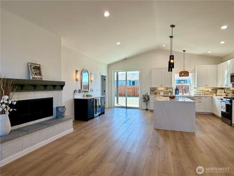 1229 Channel Avenue SW Ocean Shores WA 98569