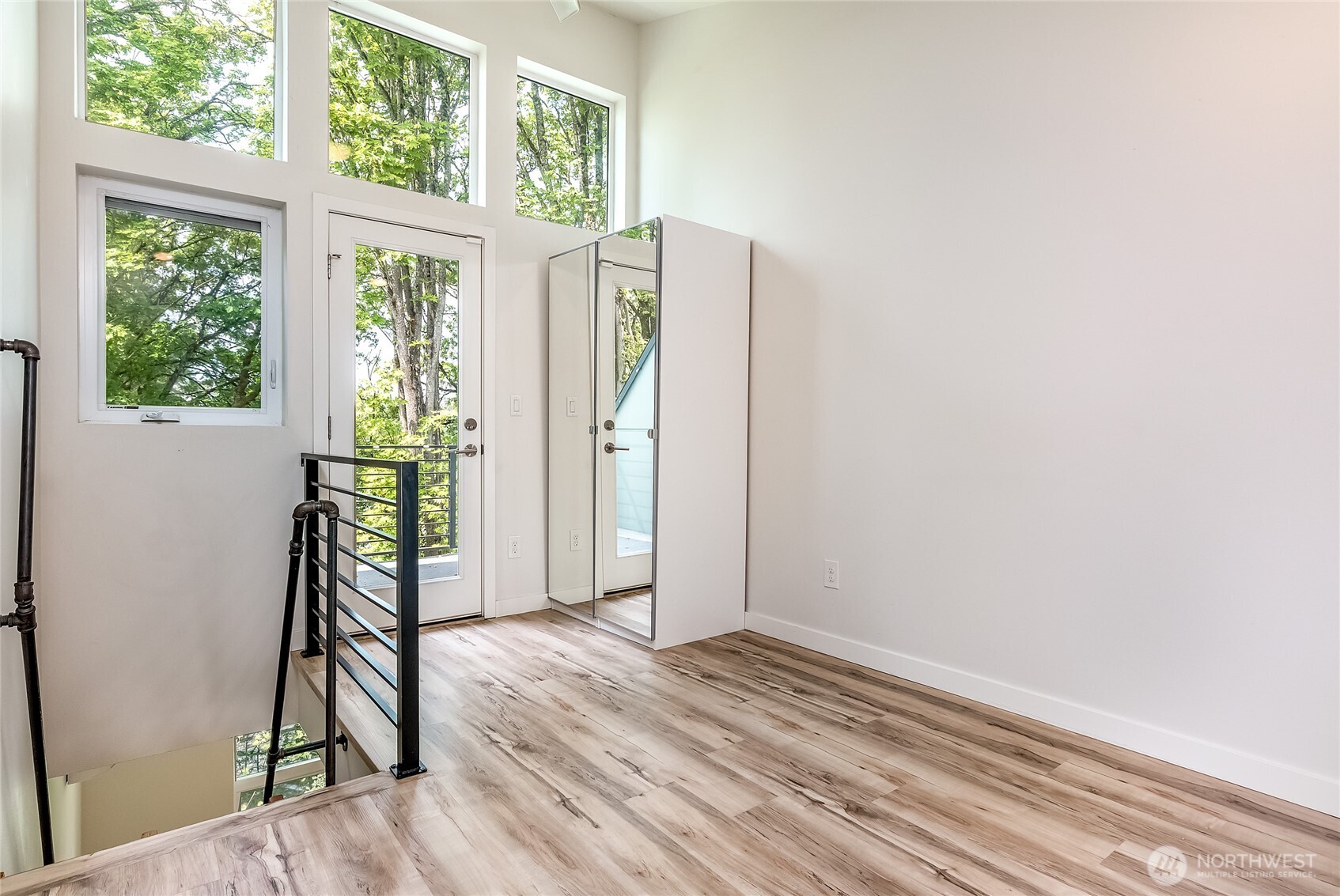3855 21st Avenue SW Seattle WA 98106