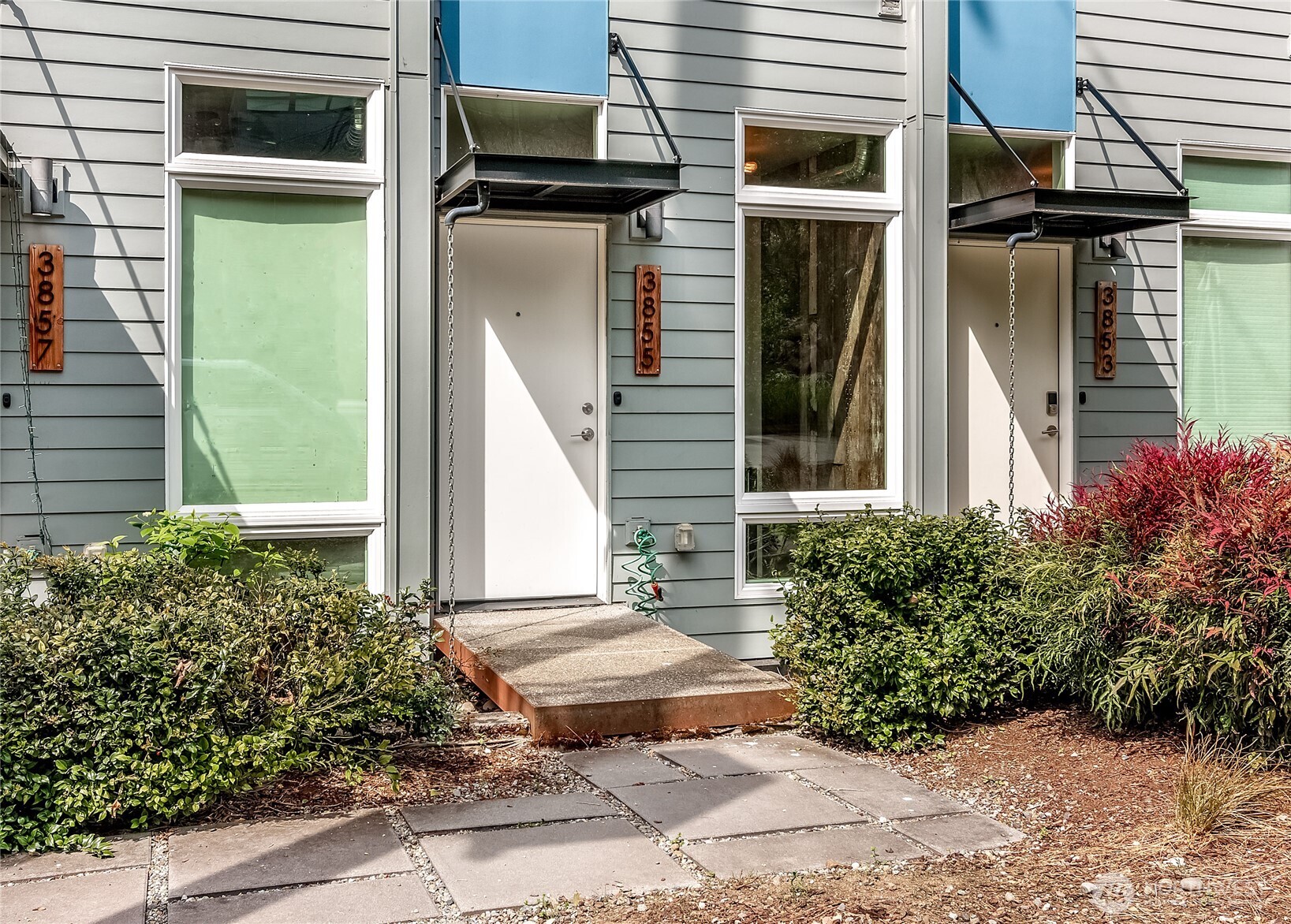 3855 21st Avenue SW Seattle WA 98106