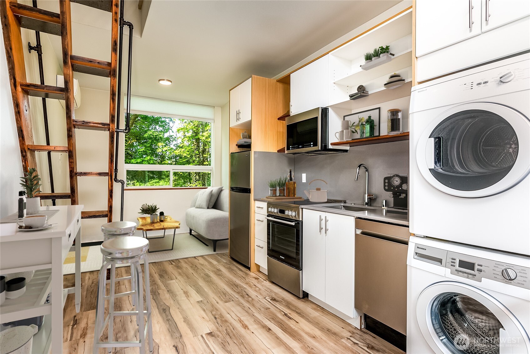 3855 21st Avenue SW Seattle WA 98106