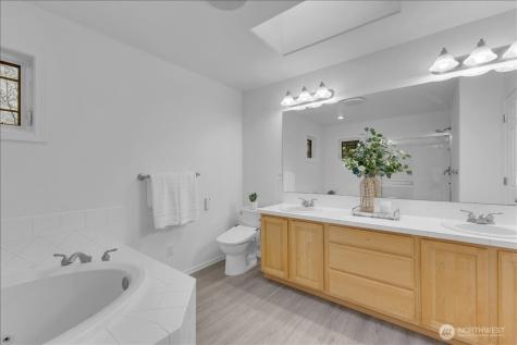 12421 NE 103rd Place Kirkland WA 98033